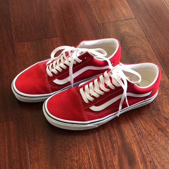 VANS - Picture 2 of 4